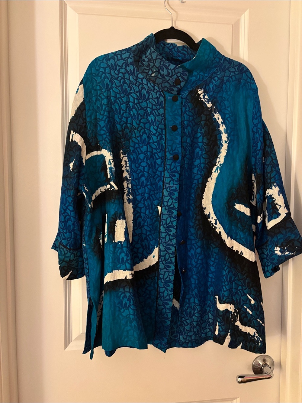 Teal Blue Abstract Print Women's Button-Front Blazer Jacket